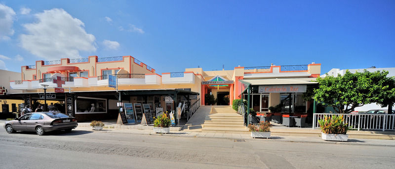 Pelopas Hotel Tigkaki  Exterior photo